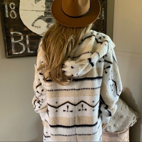 New Cozy Oversized Teddy Hooded Cardigan Sweater Coat / Western Southwest - Picture 7 of 9